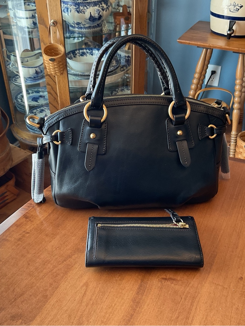 Dooney & Bourke Black Florentine Leather Mail Satchel with Wallet - Picture 2 of 16